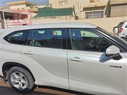 تۆیۆتا هایلاندەر